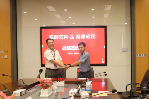 ？？？？？？？底鹆敝就篮涎锓鸷